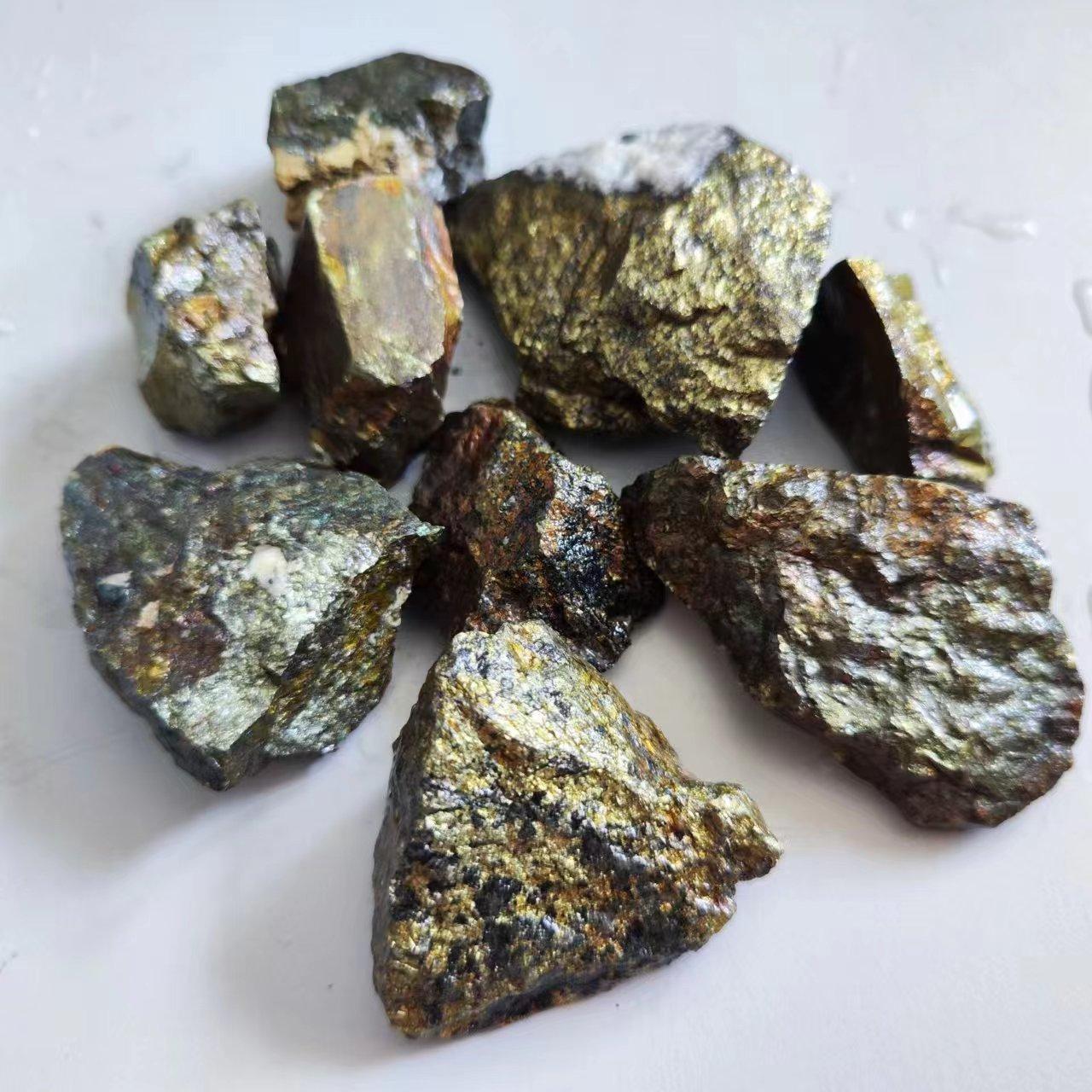 

Natural Containing Gold Silver and Copper Ore CuFeS2 Chalcopyrite Stone Specimen Mineral Crystal Ore Stone Teaching Specimens Experimental Random size золотий