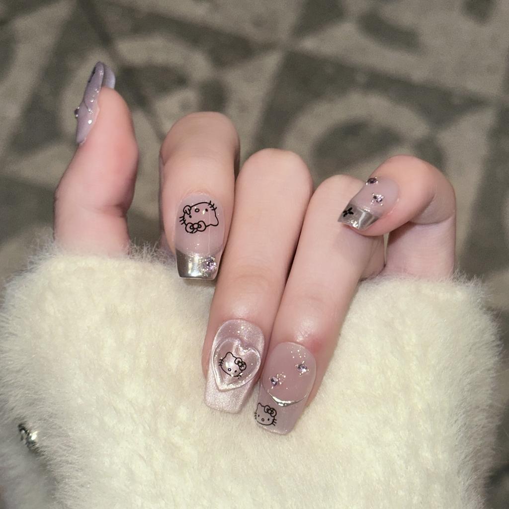 Sweet and Cute Manicure Purple Cat Eye Magic Mirror French Broken Diamond Pure Hand-wearing Nail Piece