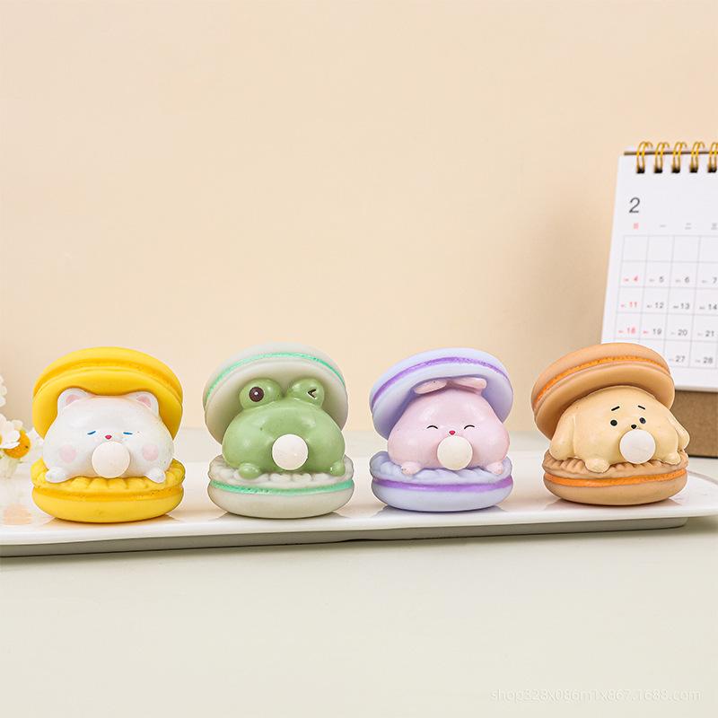 2Pcs Macaron Burger Blows Bubbles Office Stress Relief Ornaments Creative Cartoon Pinch Toys Children'S Decompression Toys Gifts