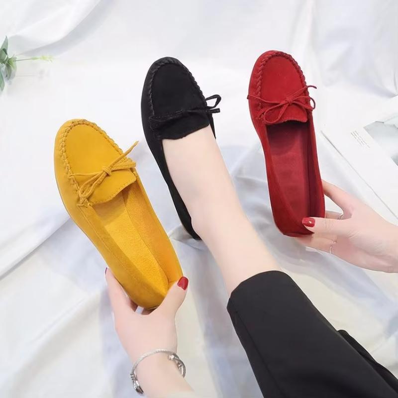 Fashion Women  Slip on Loafers for Ballet Flats Women Suede Casual Sneakers  Flat Shoes for Mom Fashion Shoes 2025
