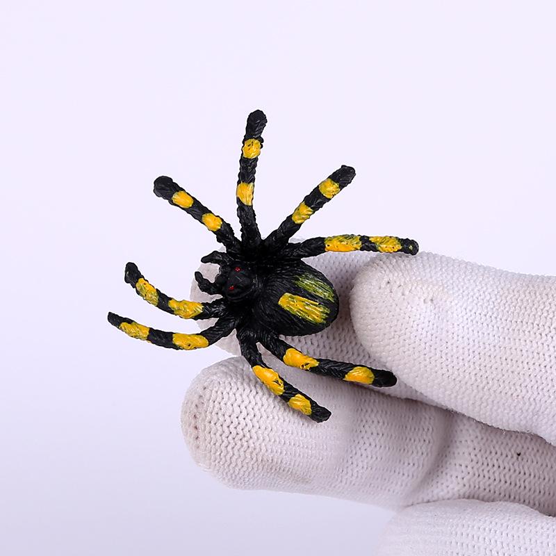 Plastic Small Spider Toy - Simulation Scary Pattern for Children's Pranks