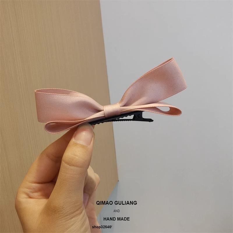 

1 шт. Милая объемная заколка-бант для волос, женская, боковая, для высокого хвостика, верхняя клипса, краевая клипса, заколка для челки, простой японский и корейский головной убор, сладкий