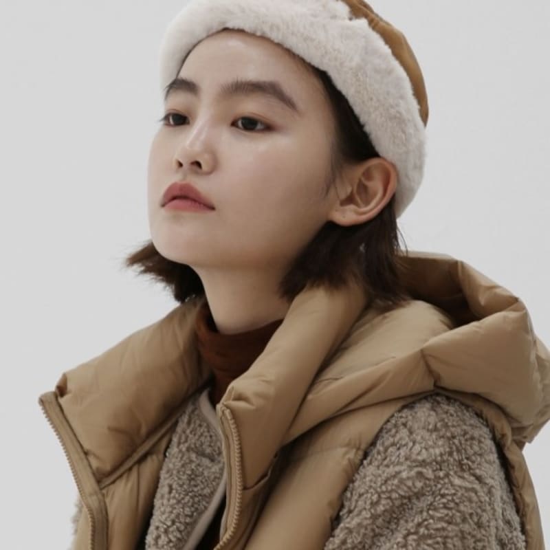 

UNDERCONTROL STUDIO HALF MOON / MOUTON / brown FREE