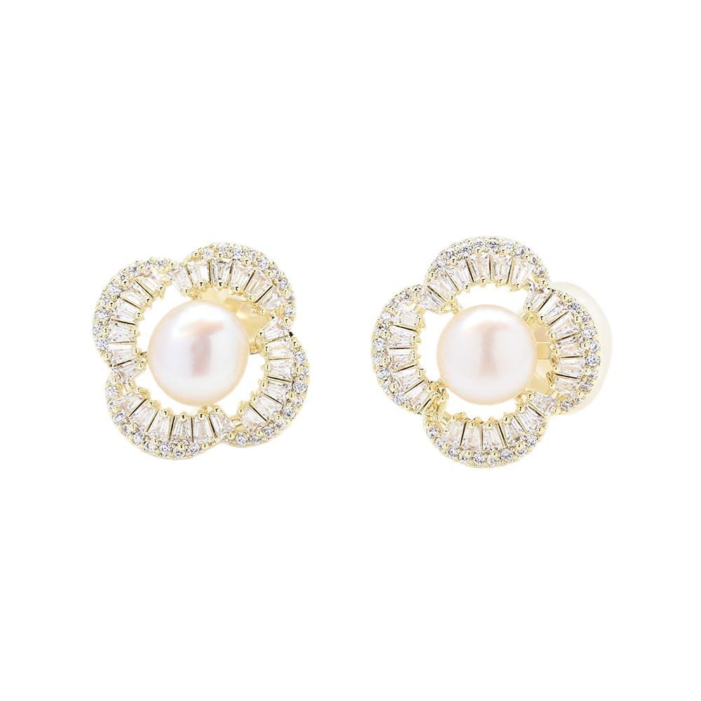 New stone clover pearl earrings temperament freshwater pearl versatile gold and silver two-color earless earclip earrings