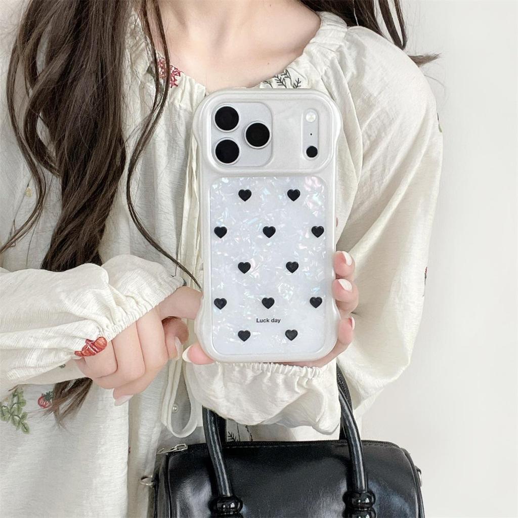 Heart Texture Anti-Fall Phone Case for iPhone 15/16/17 Pro Max