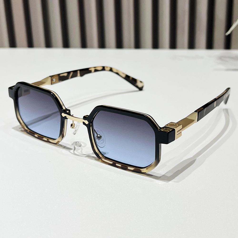 Vintage Square Sunglasses Women Men Luxury Designer Steampunk Pink Hip Hop Sun Glasses Eyewear Trendy