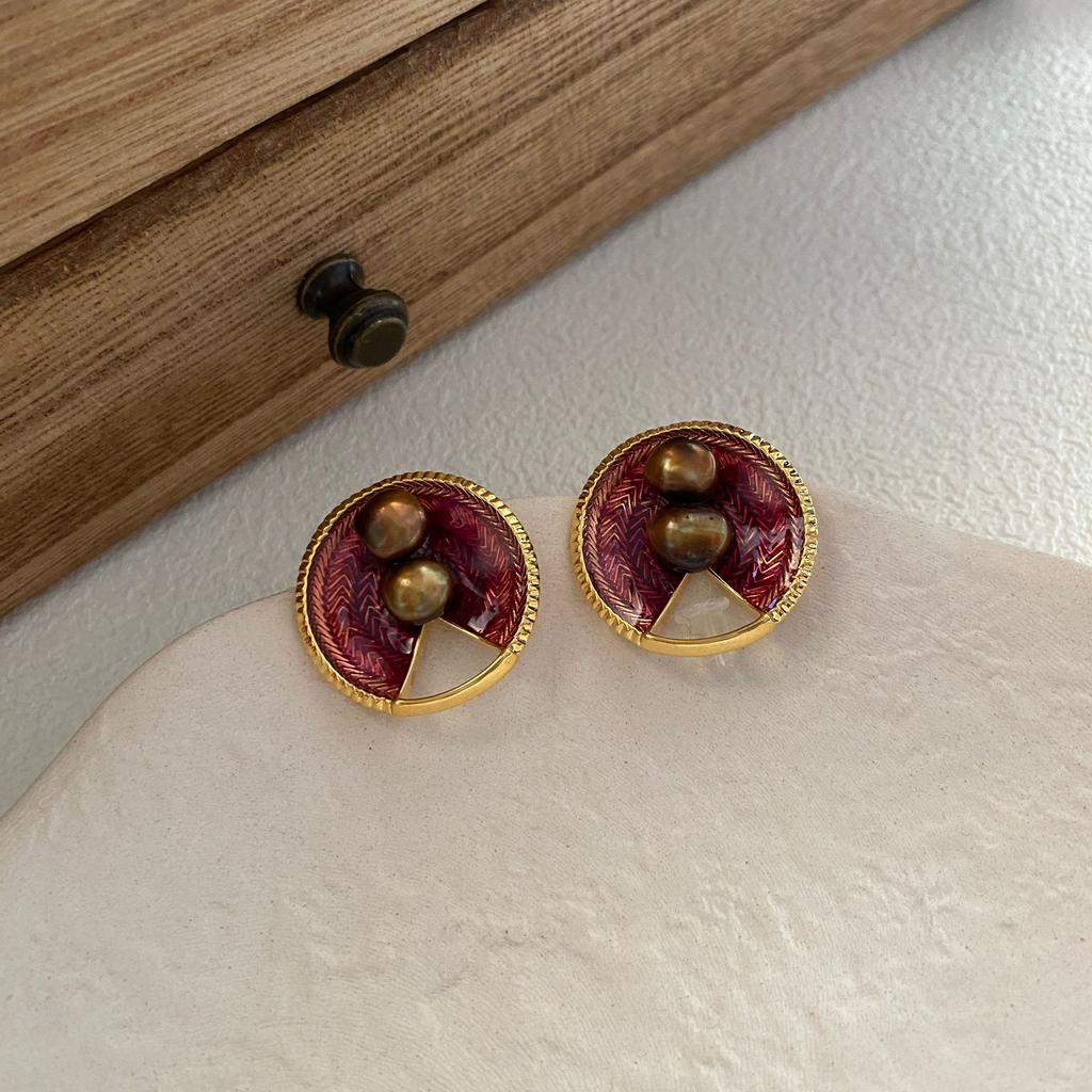 Hollow Gradual Change Design Wind Woven Circle Pearl Earrings Female Creative Temperament Stud Earrings Personalized Earrings