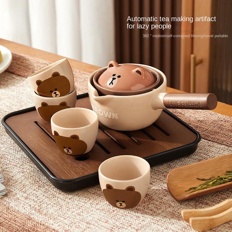 Creative Bear Ceramic Tea Set 1 Pot 4 Cups Portable Kung Fu Tea Set Traveling Lazy Side Handle Pot Quick Cup Bubble Tea Tray