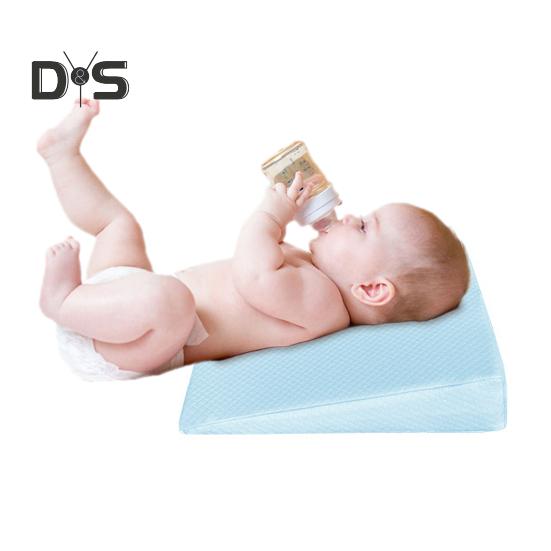 Baby-Schlafkissen, Memory-Schaum, Still-Keilkissen, Anti-Reflux-Keilkissen für Säuglinge mit Reißverschlussbezug für Jungen und Mädchen, Bett, Kinderzimmer