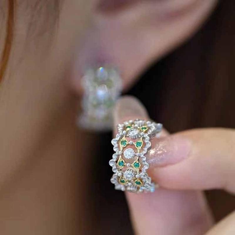 Vintage-Style Emerald Gem Stud Earrings: Gold, European  American Design, Fashionable  Versatile