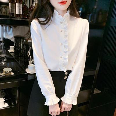 Schicke französische Rüschen-Spitzen-Chiffonbluse mit Stehkragen, hohem Halsausschnitt und transparenten Glockenärmeln