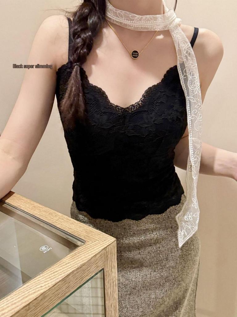 2026 French Lace V-Neck Camisole with Chest Pads - Slimming Beautiful Back Tank Top