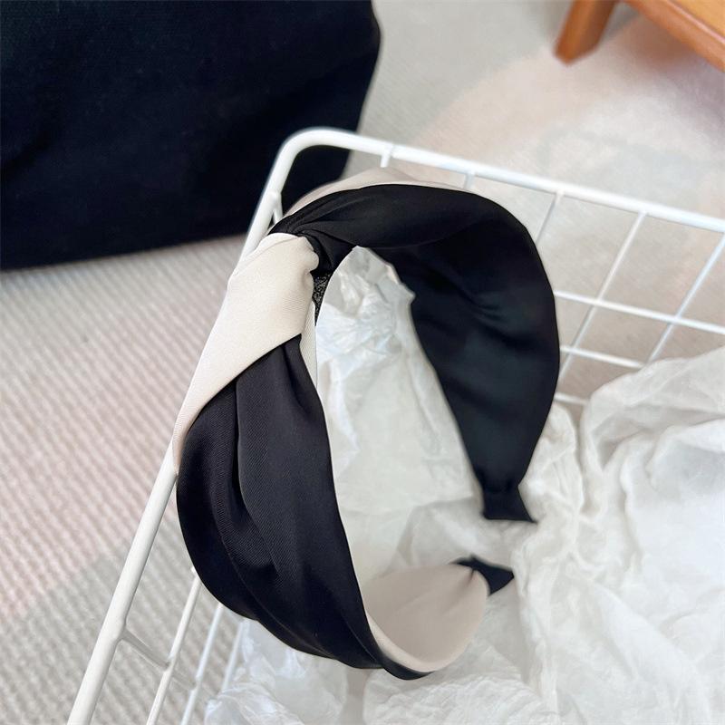 

Модные женские и детские повязки на голову с узлом по центру из атласной ткани, повязки для волос для дам, повседневный головной убор