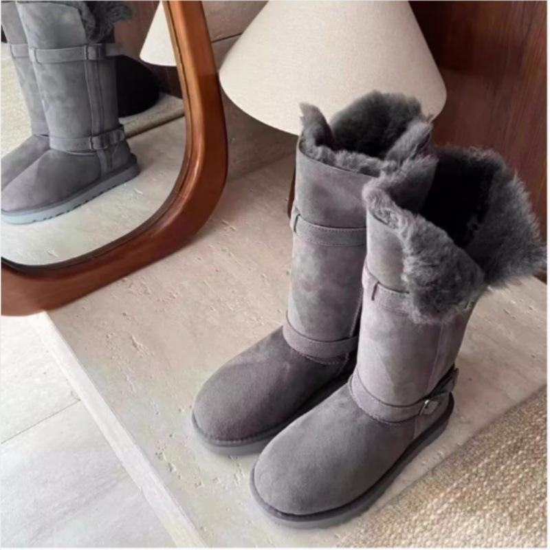 Tall boots, warm cotton shoes, Northeast snow boots, women's winter piled and thickened gray thick-soled heightening fluffy short boots