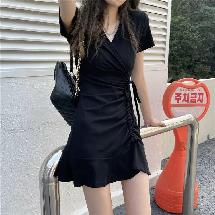 

Petite Slimming V-neck Fishtail Black Dress - Women s Summery Waist-Cinching Tea Break Style L Premium