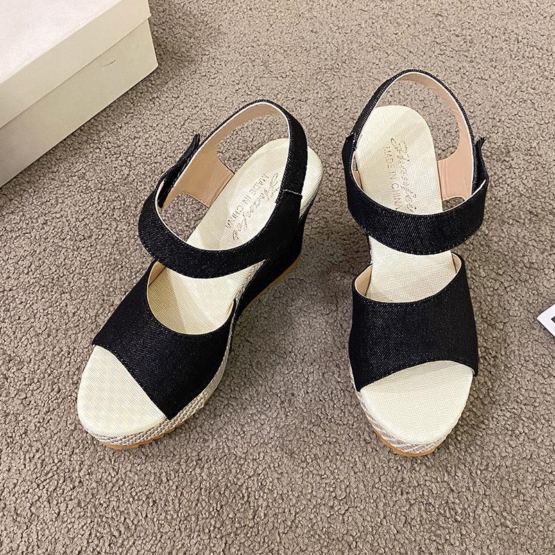 Women's Platform Wedge Peep-Toe Sandals with Round Toe High Heel for Outdoor Wear