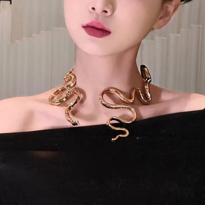 Tooxika Fashion Personality Irregular Twisted Snake Open Collar Unique Temperament Spring Necklace For Women