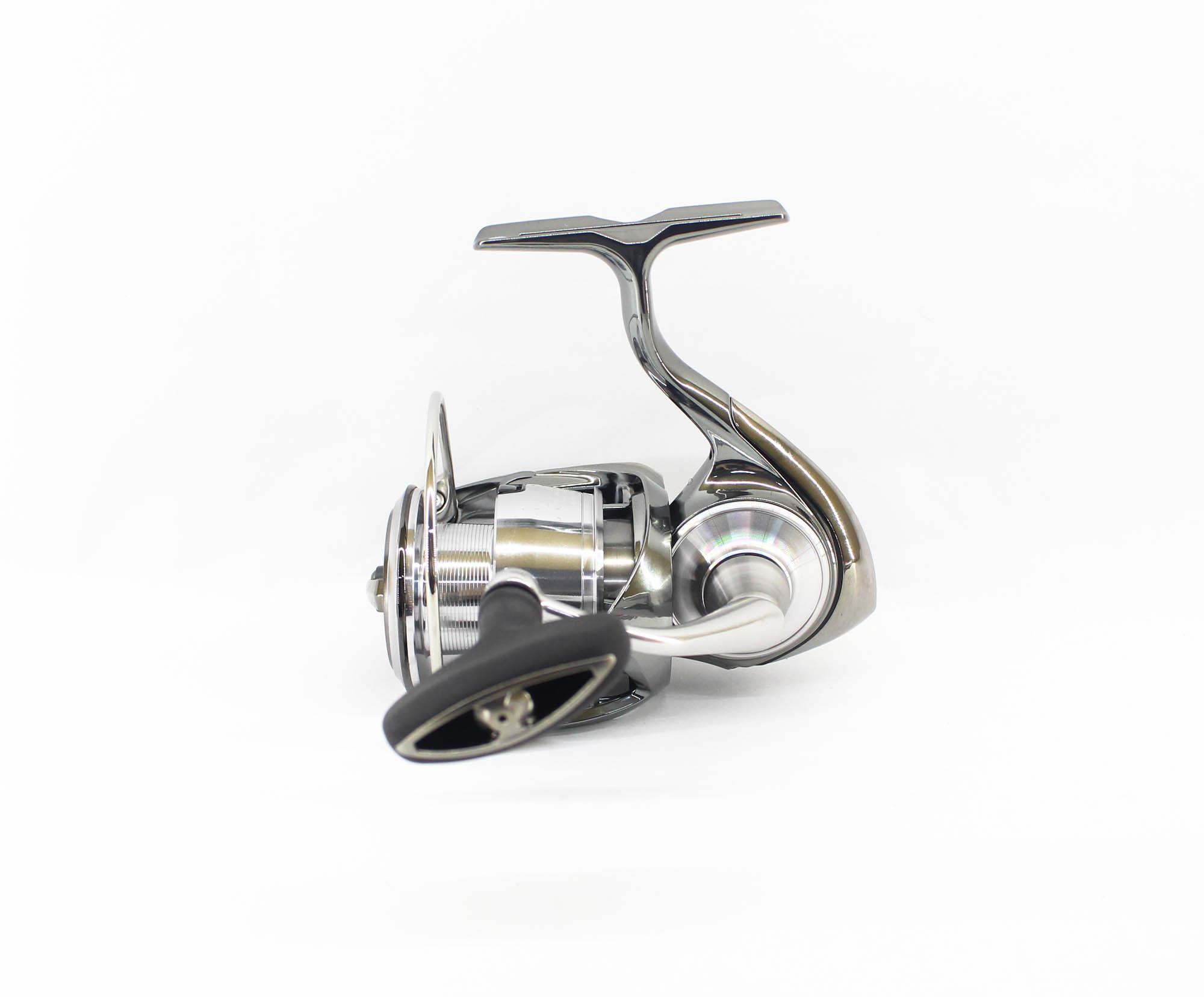 

Катушка Daiwa Spinning 22 Exist-G PC LT 2500D (7335)