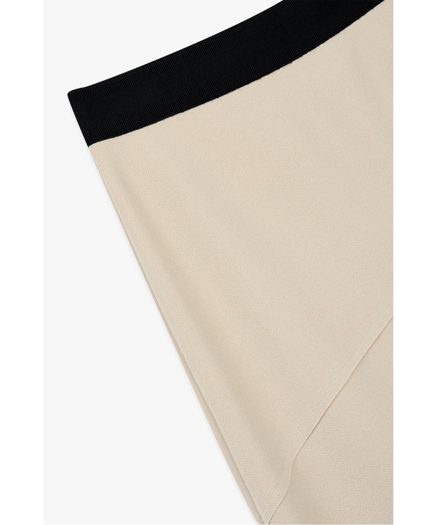 Bobeu Line Detail Flare Skirt_Light Beige_7156335002