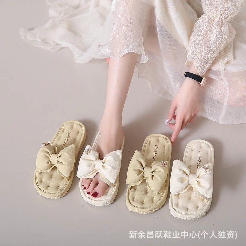 Soft-bottomed flat-bottomed slippers 2025 new non-slip skirt seaside beach bow fairy drag outside