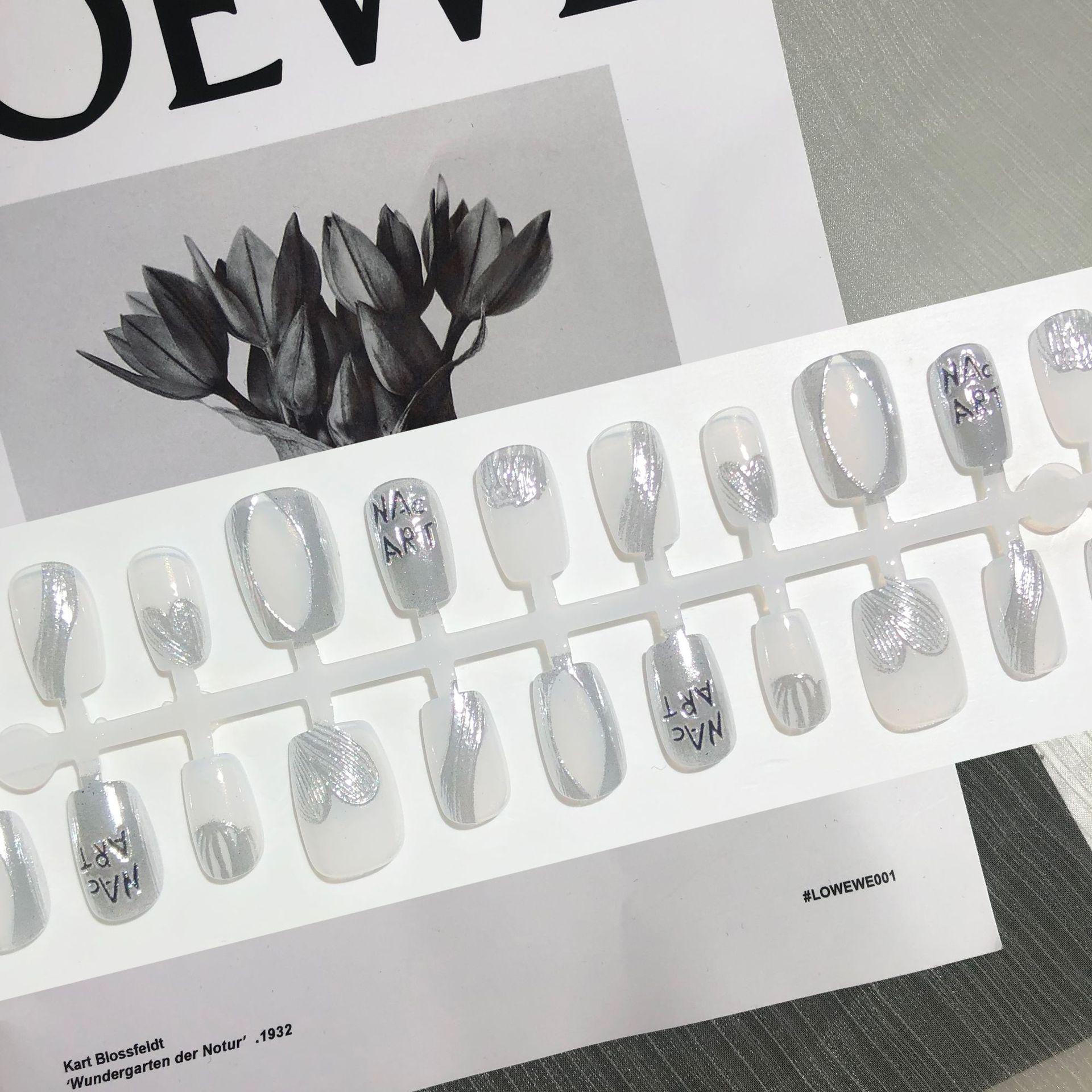 

Волшебное зеркало серебро киберпанк накладные ногти - 30 коротких носибельных футуристичных арт-патчей