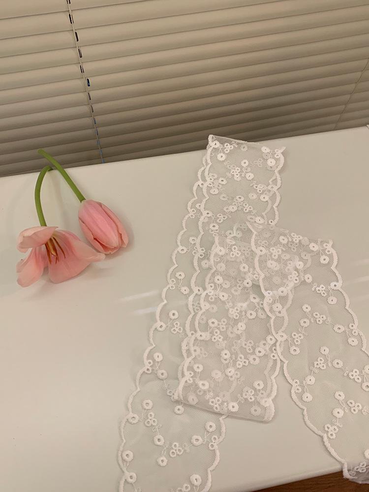 

Jasmine Green Grapes Mori Style Cotton Linen Silk Scarf for Women - Spring/Summer 2025 Neck Accessory