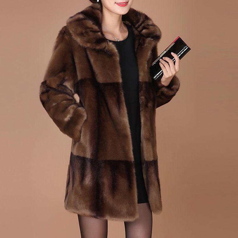 Stylish Women's Overcoat - Long Knee-length Plus Size Winter Coat for Middle-aged and Elderly Mothers