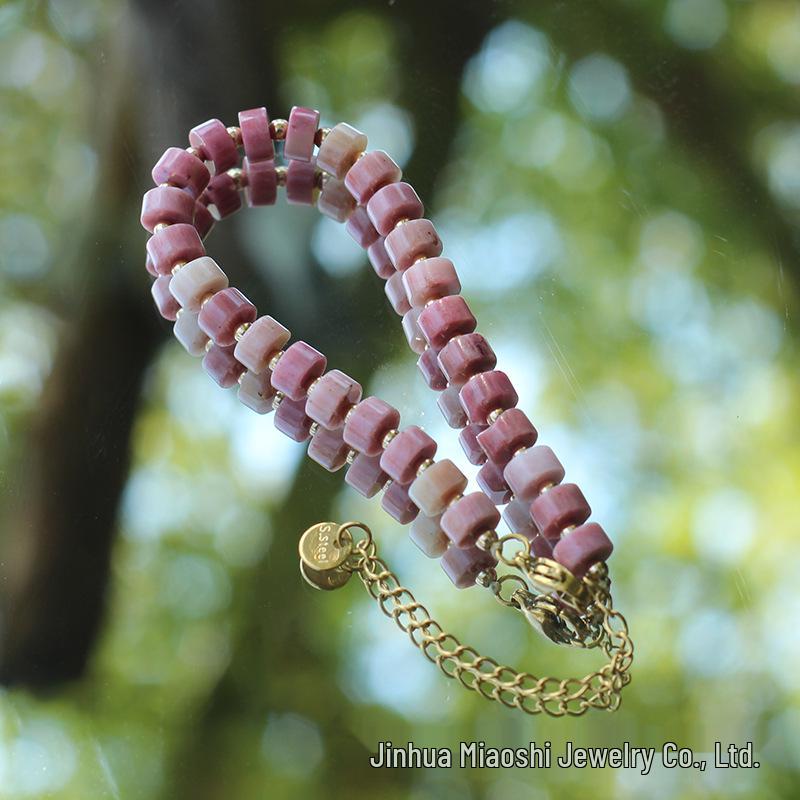 Damen Modeschmuck Armband: Rote Holzmaserung mit Naturstein-Kristall & Edelstahl-Hummerverschluss