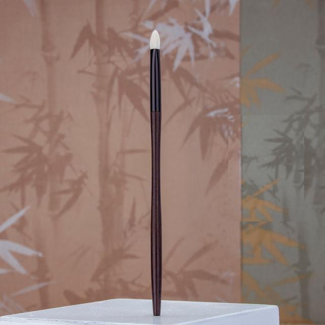 Hepius - Pointed Concealer Brush