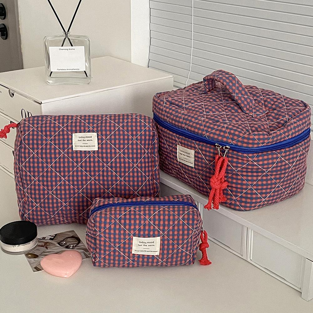 Fashion Pink Flower Women's Clutch Bag Toiletry Makeup Tool Storage Pouch Portable Tote Travel Quilting Cosmetic Bag Handbag