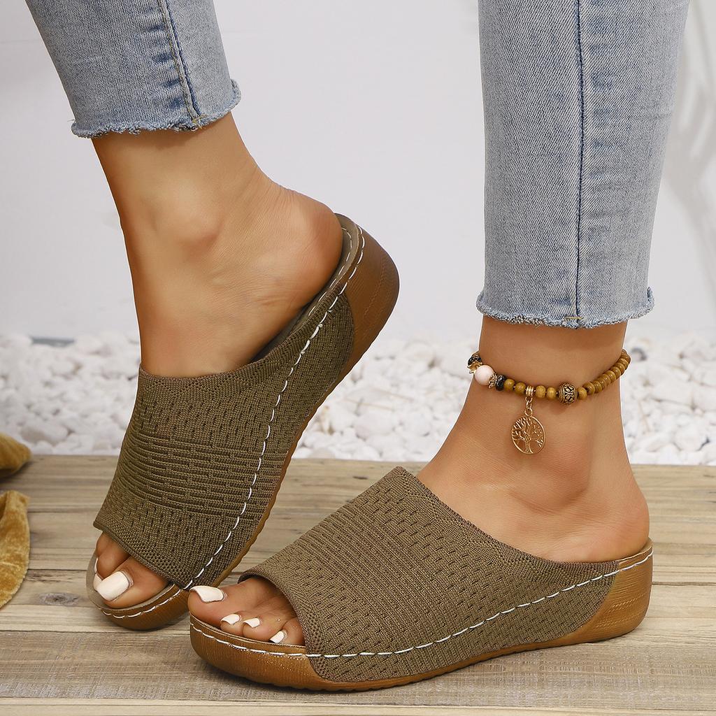 2025 spring and summer new flying woven slope heel slippers fashionable simple and lightweight one word fashionable large size slippers women