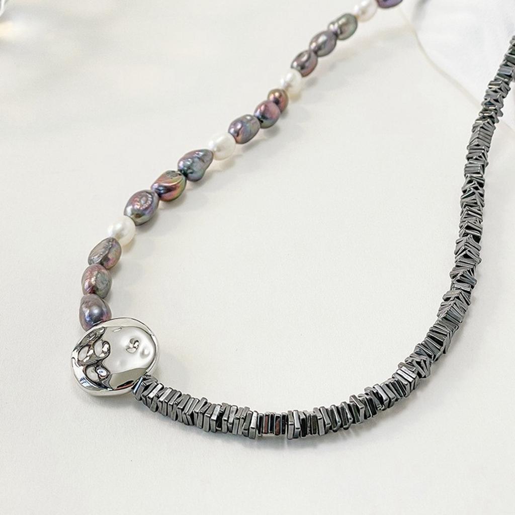 Asymmetrical Natural Pearl Necklace, A Light Luxury Girls' Fashion Necklace, A Style Accessory.