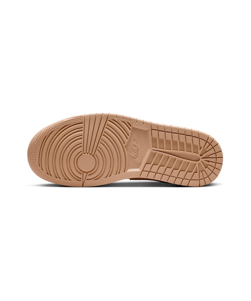 Nike Air Jordan 1 Low W - Legend Medium Brown:Chalk:Light British Tan / Dc0774-205