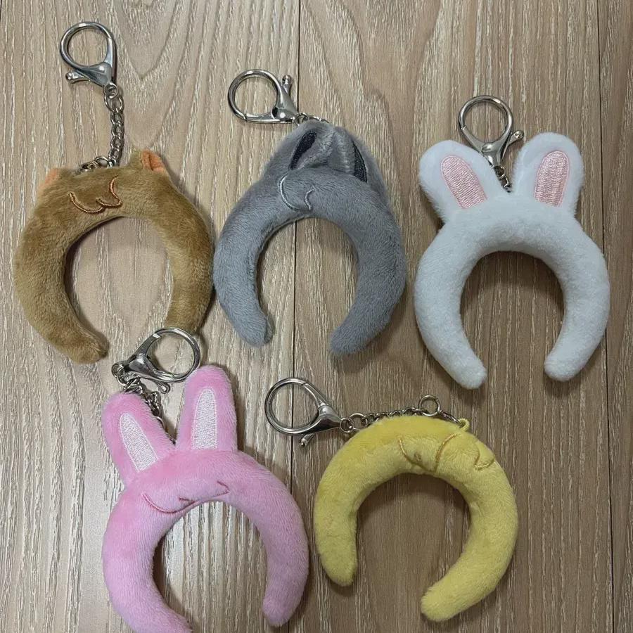 

Брелок-повязка на голову Skiju Toy World Брелок-повязка Hanquoka Wolfchan Rivit Pig Fabric