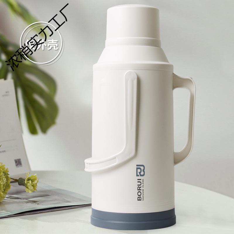 Large Capacity Insulated Hot Water Bottle for Dorms and Home, Classic Plastic Shell