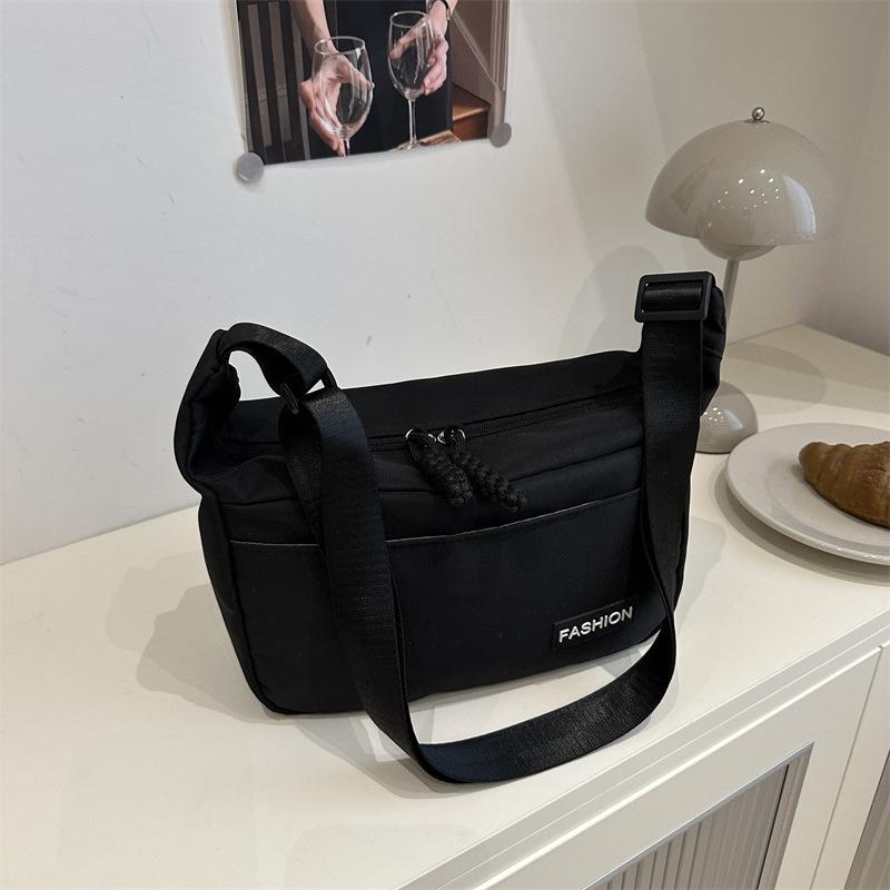 One-shoulder Messenger Bag, Large Capacity, Light, Casual, Literary Tote Bag, Sports Simple, College Students Commute To Class, Versatile