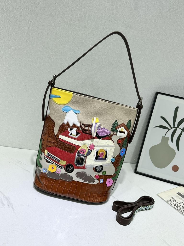 Simple Texture Literary Bucket Bag Women'S 2026 Splicing Embroidery Bag Casual Personality Shoulder Messenger Bag