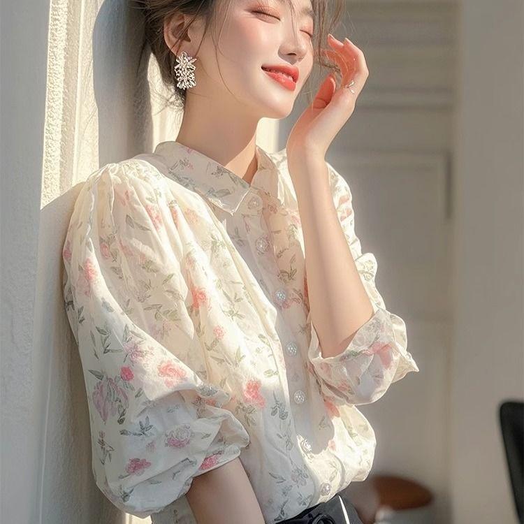 

Французский стиль, супер красивая, уникальная и красивая белая рубашка поло с цветочным воротником, женская весенне-летняя красивая маленькая рубашка White tube top non-picture