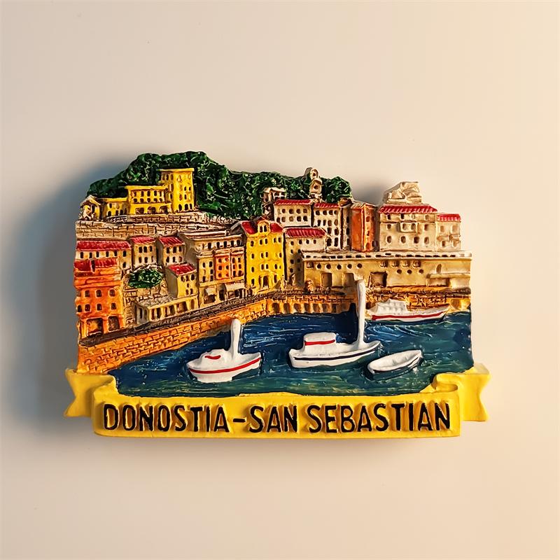 

Spain San Sebastian Port 3D Stereoscopic Tourism souvenirs Resin painting Decoration home Refrigerator magnets