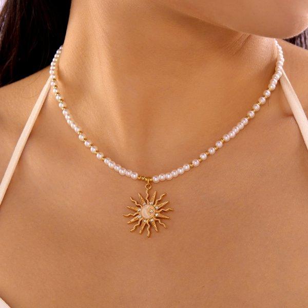

Fashion Metal Zircon Sun Star Pendant Necklaces for Women Vintage Crystal Colorful Rice Beads Choker Party Friendship Jewelry