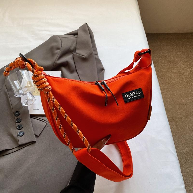 2025 Women's Large Capacity Dumpling Crossbody Bag - Autumn/Winter Casual Versatile Lightweight Shoulder Bag