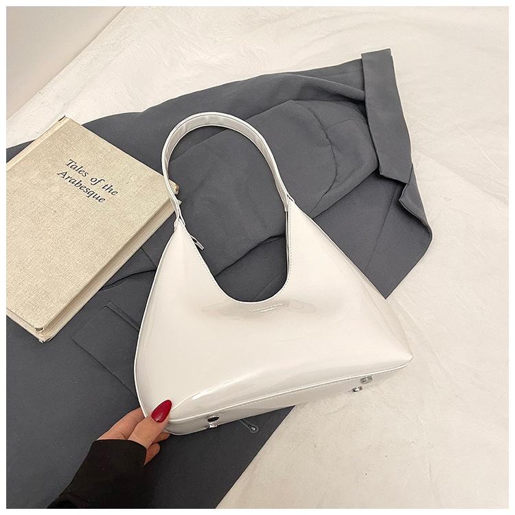 

Сумка подмышку женская новая весенне-летняя нишевая высококлассная на одно плечо сумка-полумесяц тренд