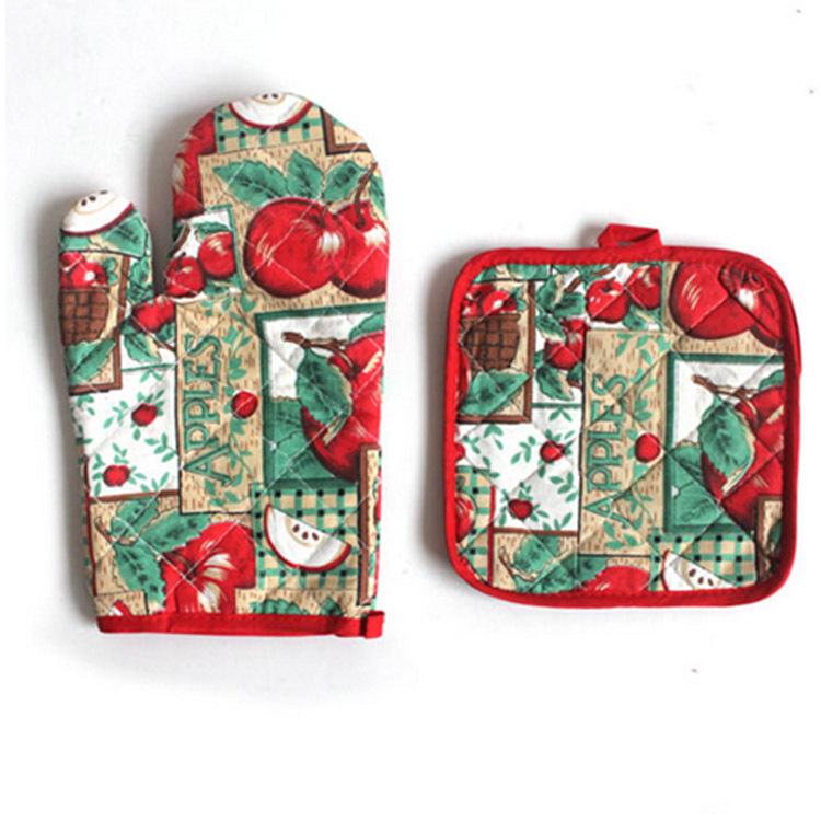 Thickened Microwave Heat-Resistant Gloves with Velvet Lining & Insulation Pad - Two-Piece Set
