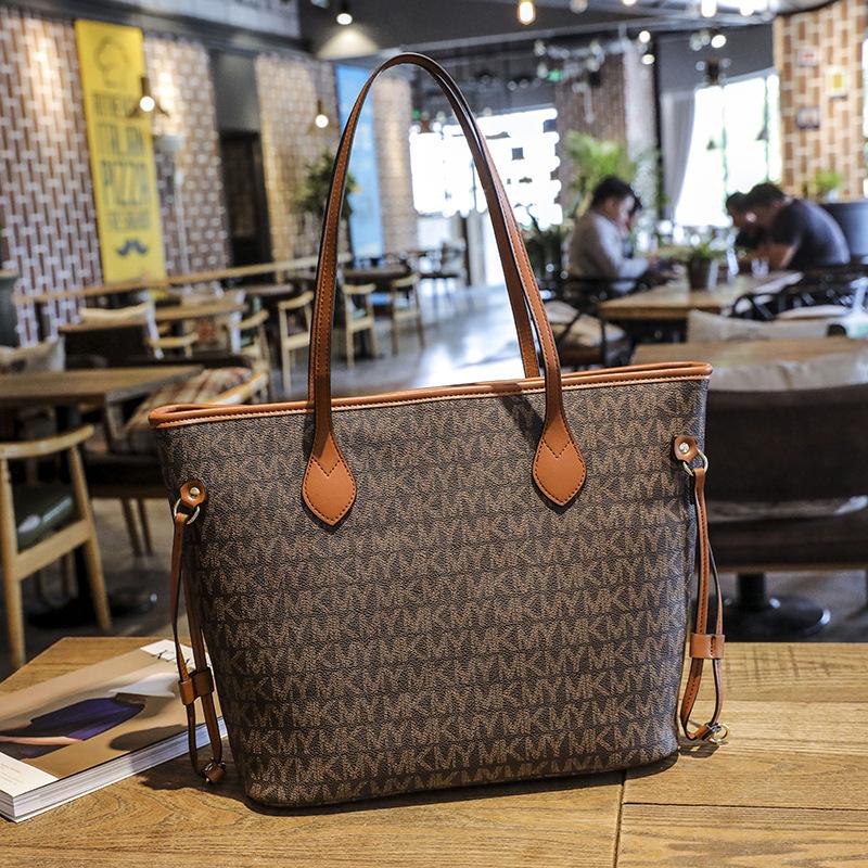 

Сумка женская новая большой вместимости на плечо женская сумка модная сумка-тоут сумка для ребенка и мамы осень-зима высококлассный тренд