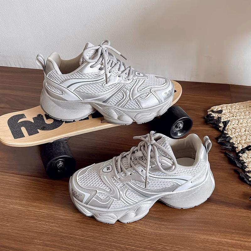 Dadschoenen dames lente en zomer nieuwe modieuze veelzijdige mesh ademende dikke zool verhogende casual sportschoenen trend