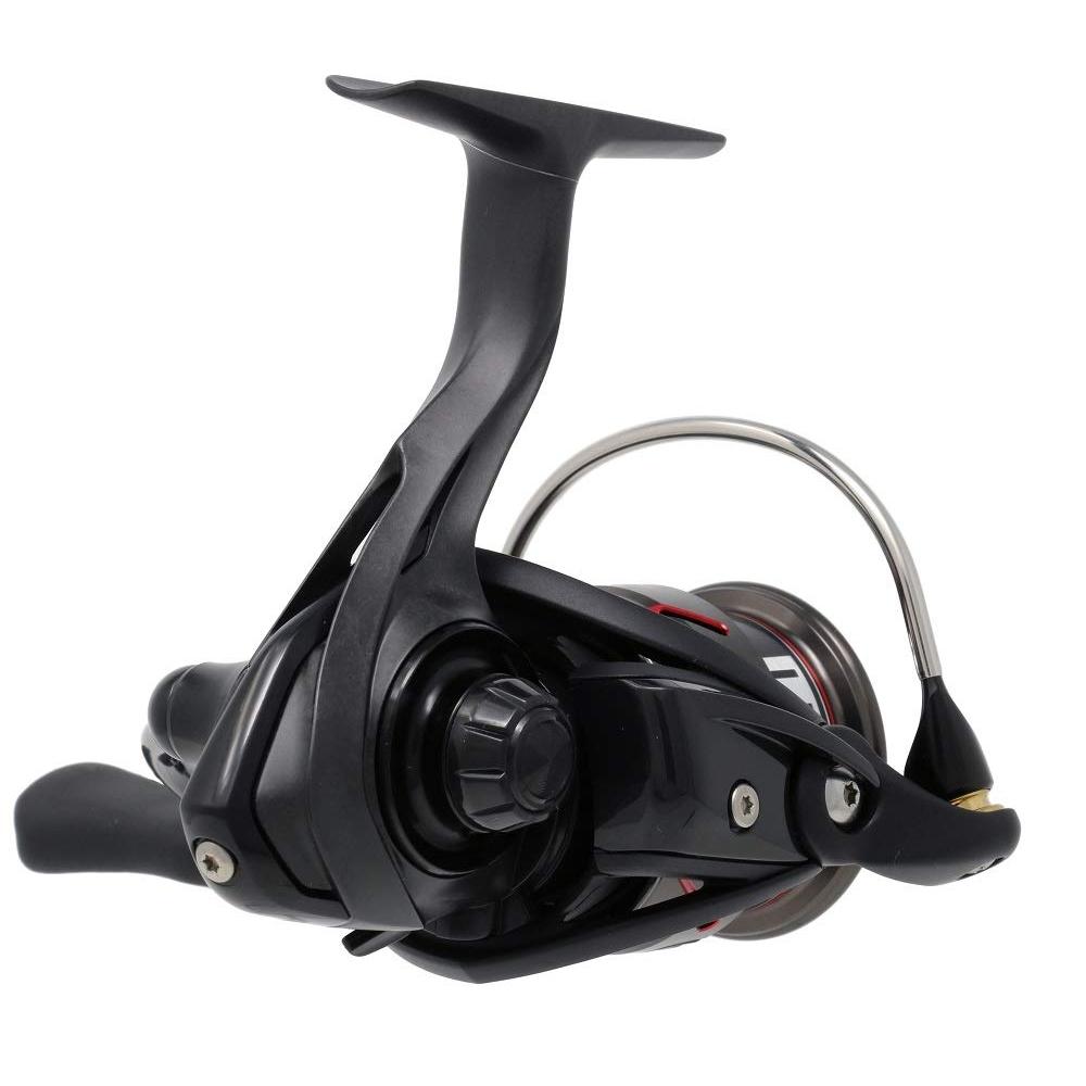 Přívlačový naviják DAIWA 18 Tatula LT2500S (model 2018)