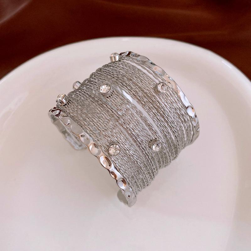 Exaggerated heavy industry metal feeling diamond-encrusted multi-layer open bracelet arm ring personalized jewelry