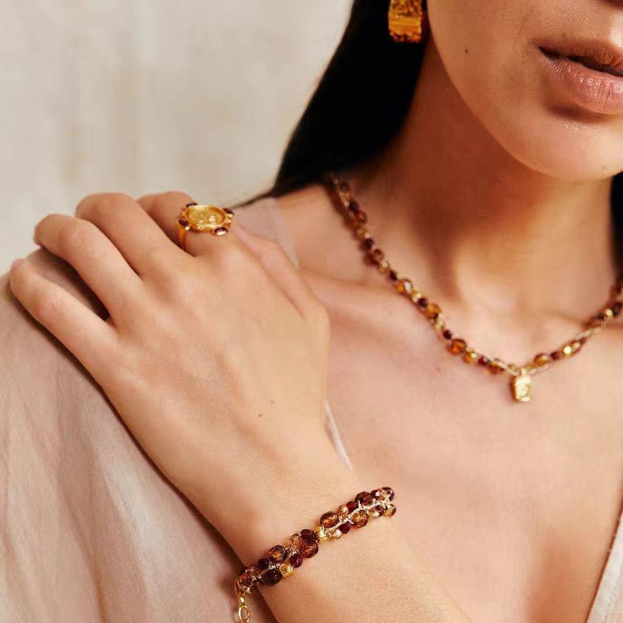 Colar Brilho da Palma: Elegante, Luxuoso, Versátil Pingente com Corrente de Clavícula de Contas para Mulheres