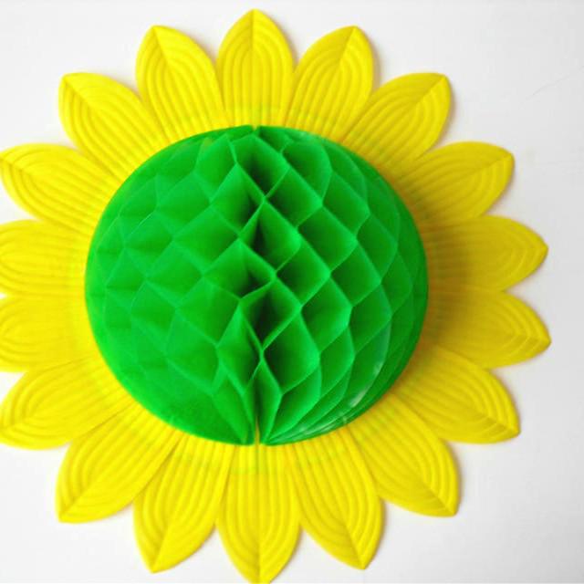 Hand-Flipped Sunflower Prop for Kindergarten Stage Dance