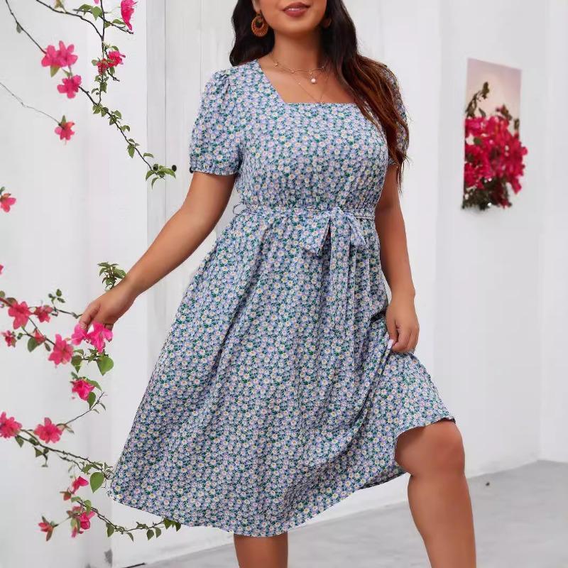 Rochie de vară florală pentru femei plinute, cu gât pătrat, mâneci scurte, cu centură, tiv A-line